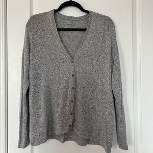 Long sleeve gray sweater in a size medium from American Eagle for sale